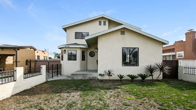 Photo 1 of 27 - 8718 S Denker Ave, Los Angeles, CA 90047