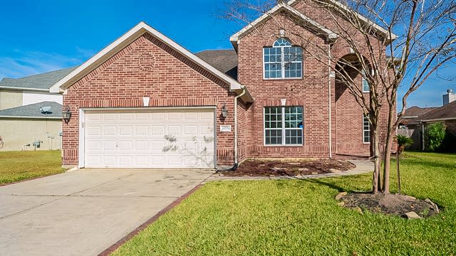 Photo 1 of 37 - 10026 Darrell Springs Ln, Tomball, TX 77375