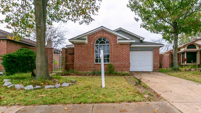 Photo 1 of 20 - 18515 Willow Moss Dr, Katy, TX 77449