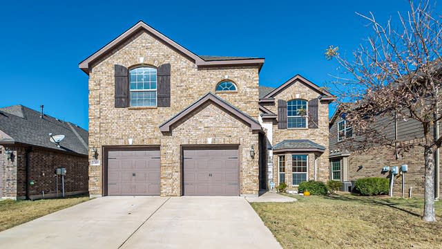 Photo 1 of 31 - 1309 Creosote Dr, Fort Worth, TX 76177